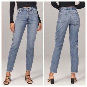 Abercrombie & Fitch Mid-Rise Straight Leg Jeans — Light Blue Wash